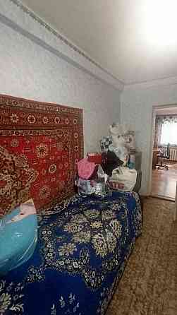 Продам 4-х комнатную квартиру на Черемушках Кам`янське (Запорізька обл.)