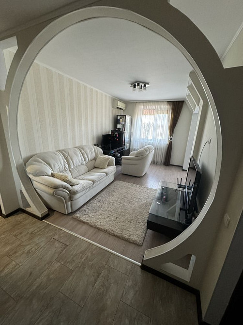 Продам 2 кімнатну квартиру по вулиці Товариська 66а Запоріжжя - зображення 1