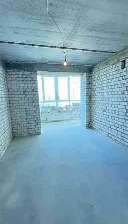 Продам 2-комнатную квартиру в новостройке ЖК Родники Харьков