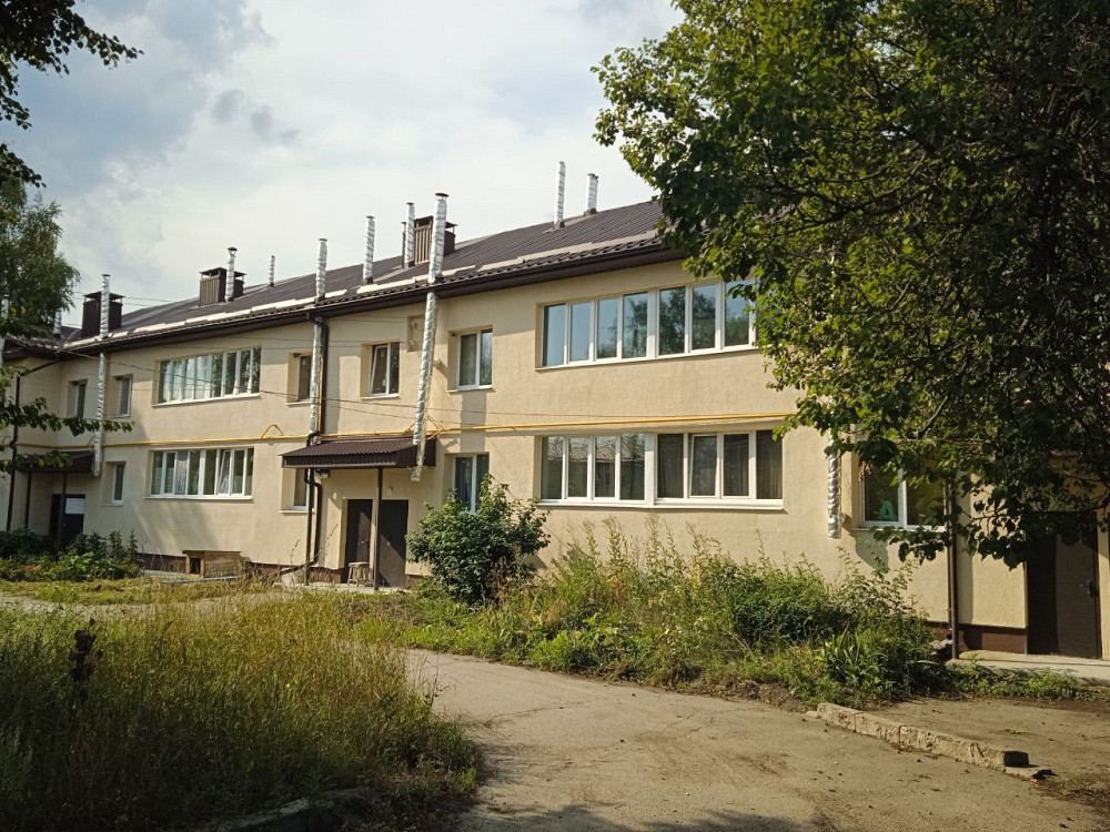 Світла 3-кімнатна в Старому Салатові, без посередників Старий Салтів - зображення 1