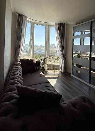 Продам  2к квартиру без комісії  ЖК Київська Венеція пр..Соборності Київ