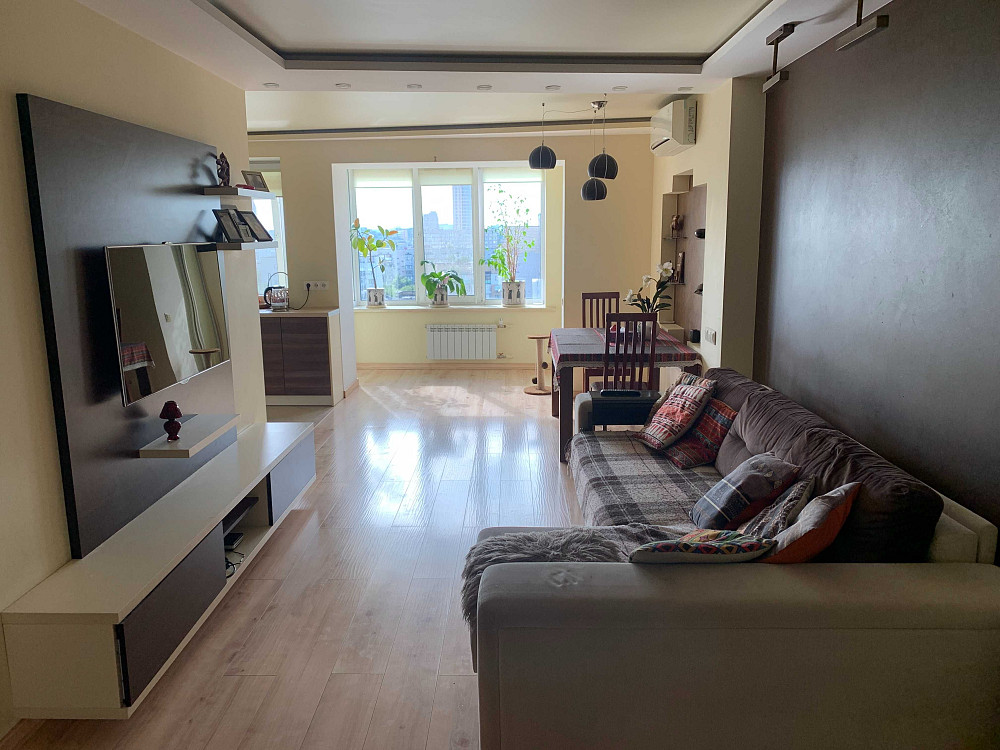 Сдаю 4-х кімнатну квартиру на Шулявці біля парку КПІ Київ - зображення 1