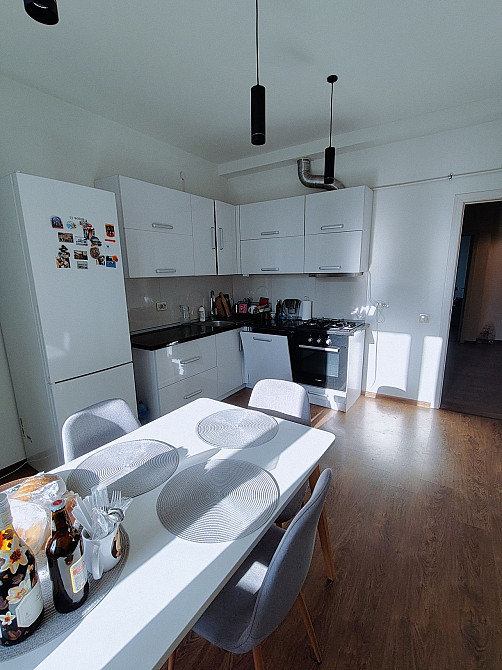 Оренда двокімнатної квартири з гаражем Львів - зображення 1