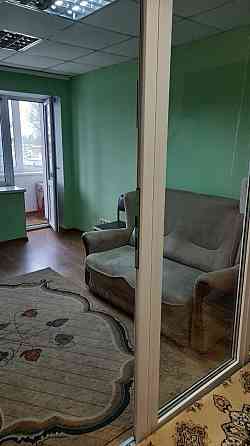 Сдам 2- ком. кв. с раздельными комнатами и  ремонтом в р-не ТЦ "ВАРУС" Запоріжжя