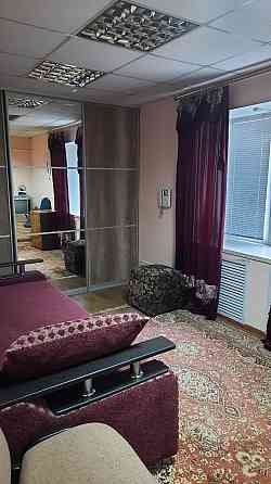 Сдам 2- ком. кв. с раздельными комнатами и  ремонтом в р-не ТЦ "ВАРУС" Запоріжжя