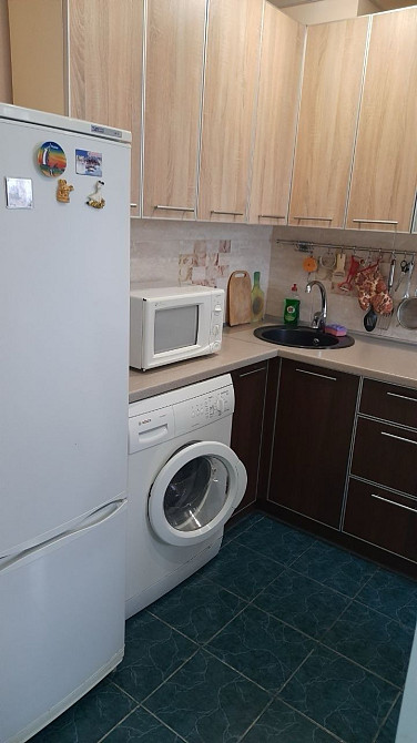 Сдам 2- ком. кв. с раздельными комнатами и  ремонтом в р-не ТЦ "ВАРУС" Запоріжжя - зображення 4