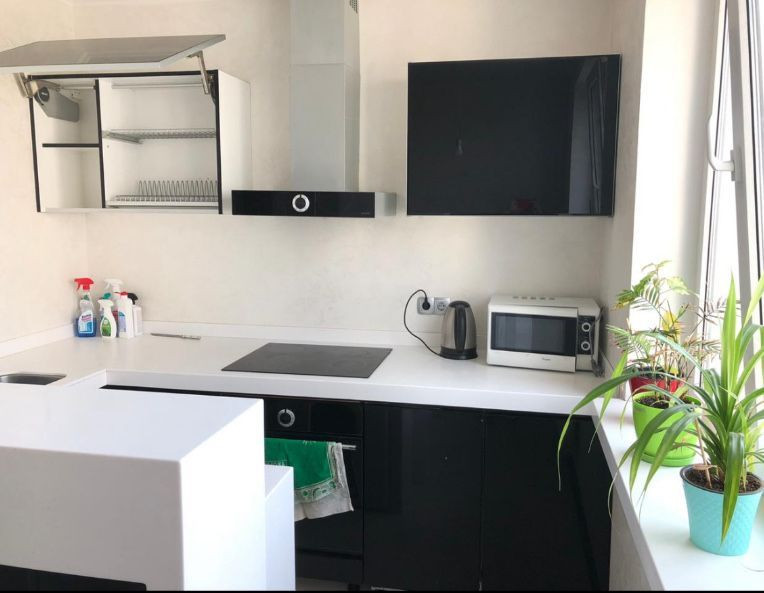 Продам 3-комнатную квартиру на Северной Салтовке Харьков - изображение 1