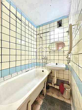 Продаю 3комн.квартиру метро Защитников Украины.Тарасовский вьезд Харьков