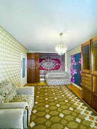 Продам однокімнатну квартиру навпроти ТРЦ Ретровіль. Київ