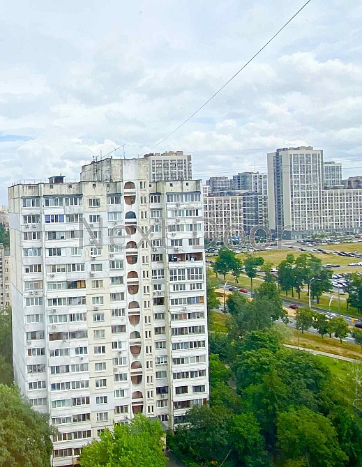 Продам однокімнатну квартиру навпроти ТРЦ Ретровіль. Київ - зображення 1