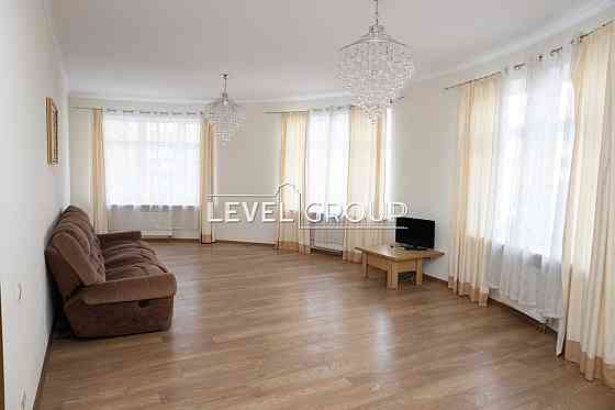 Продаж просторої 3к квартири. Печерськ. Центр. ЦІНА ПІД КЛЮЧ!! Київ