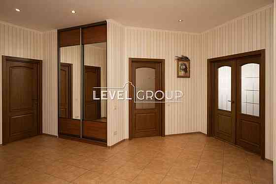 Продаж просторої 3к квартири. Печерськ. Центр. ЦІНА ПІД КЛЮЧ!! Київ