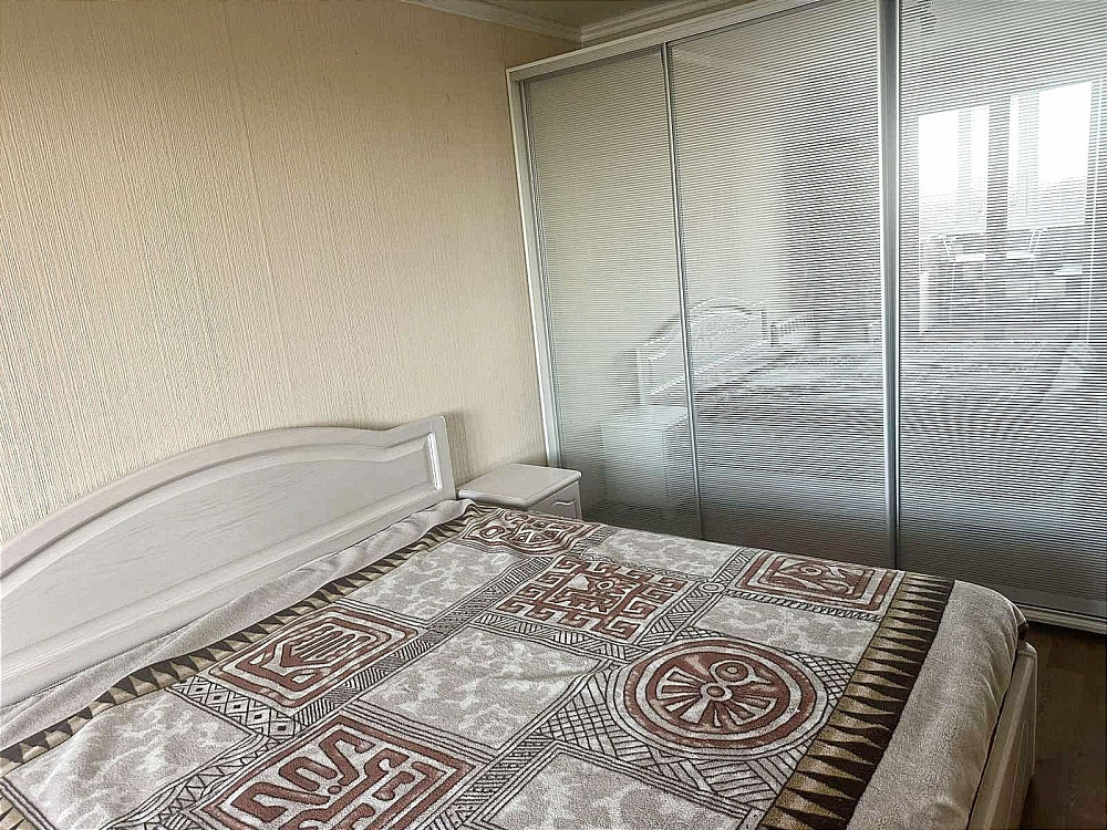 Оренда 2х кімнатної квартири у Комунарському р-ні (Олімпійська 14) Запоріжжя - зображення 1