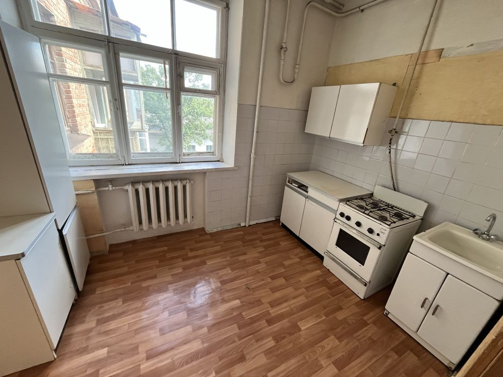 З кімнатна квартира в самому центрі Чернигов - изображение 8