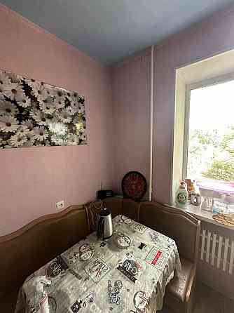 Продам 2-х кімнатну квартиру в центрі міста Лозовая