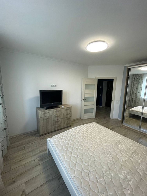 Продам однокімнатну квартиру, укомплектована меблями та побутовою техн Ровно - изображение 7