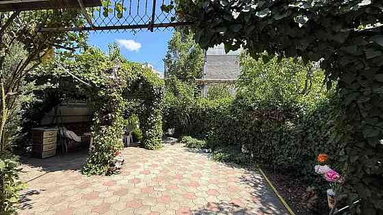 Продам двухкомнатную квартиру Одесса