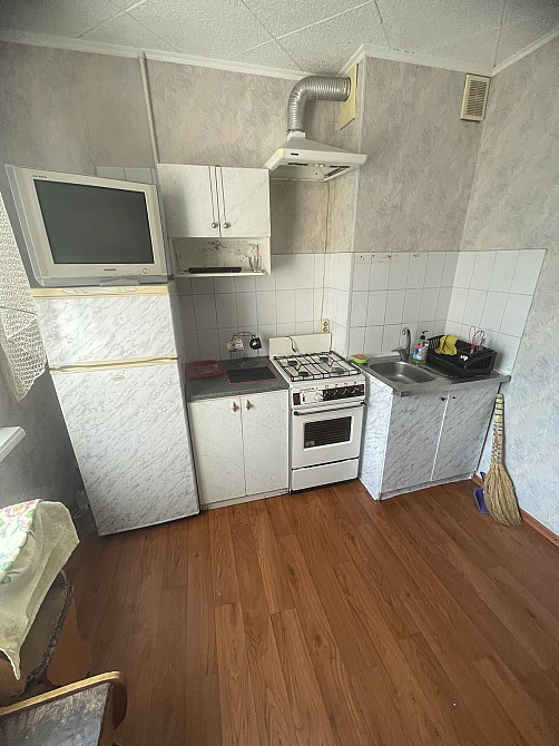 1 кімнатна, вул Корольова, 4/9, вільна, можна заїхати і жити Одесса - изображение 5