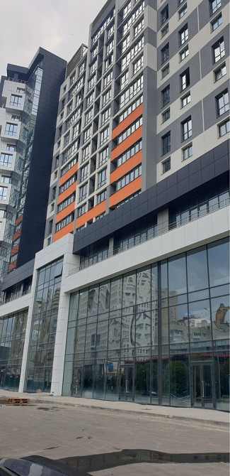 Продаю 2-к квартиру 63 м² в ЖК ОВИС, сданный дом, метро Университет Харьков - изображение 1