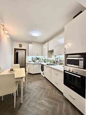 Оренда 2-кім квартири з паркомісцем по вул. Б.Хмельницького-ВАМ Львов