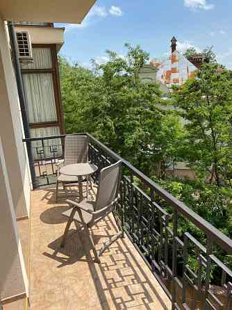 Кольберга Чупринки Новобуд Р-н Політех103 кВ.мВид на сад Львів