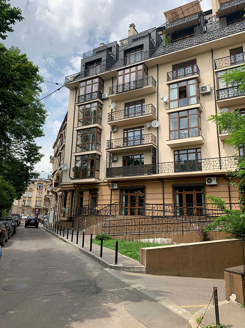 Кольберга Чупринки Новобуд Р-н Політех103 кВ.мВид на сад Львів - зображення 3