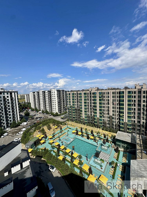 У Квартал. Ексклюзивна ДВОРІВНЕВА квартира з виглядом на басейн.5 кімн Софіївська Борщагівка - зображення 1