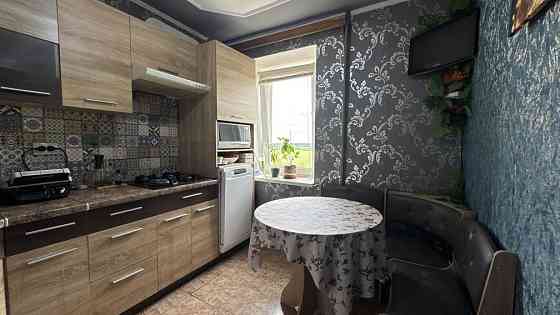 Продаж 2к квартири, окремі кімнати, гарний ремонт,в будинку новий ліфт Десна (Винницкая обл.)