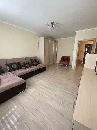 Продаж 1 кімн. квартир Троєщина Милославичи вул.Закревського 93-А ,52м Київ