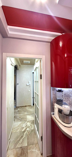 Продаж елітної 2-х к.кв. вул. Маліновського, буд. 42, ДРУГИЙ ПОВЕРХ. Запоріжжя - зображення 5