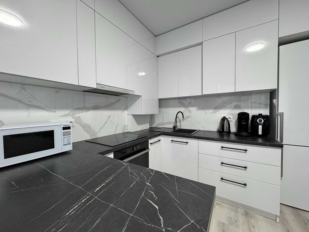 Продам велику 1-кімнатну квартиру в Бучі! Новий ремонт Буча - изображение 1