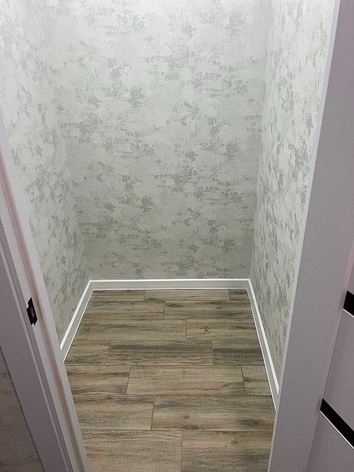 Простора та світла квартира в центрі! Хмельницкий - изображение 6