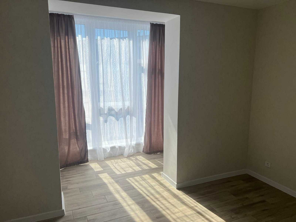 Простора та світла квартира в центрі! Хмельницкий - изображение 3