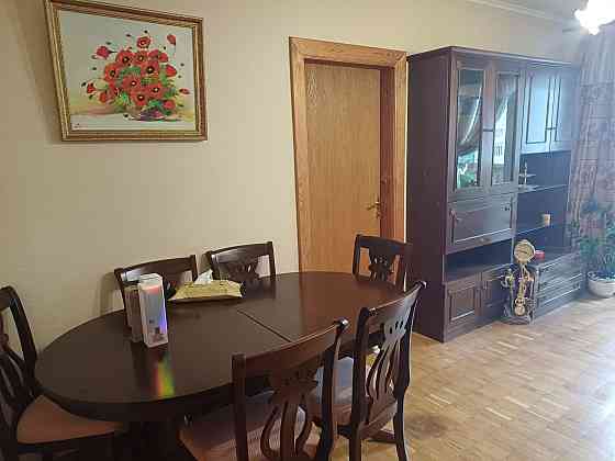 2 ком Феодосийская 8 Киев