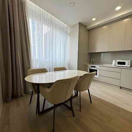 Продам 4 к квартиру ЖК Панорама ,нагорка,центр Днепр