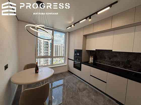 Продам 1-кімнатну квартиру Family Plaza гарна ціна! Ексклюзив 39м2 Івано-Франківськ