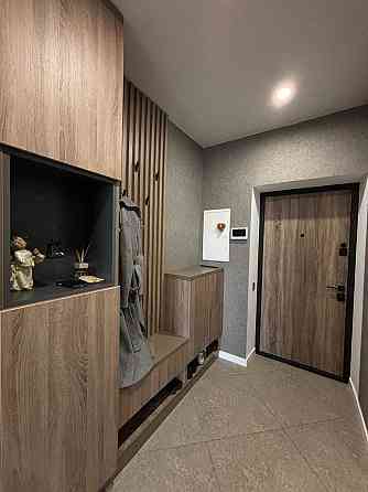 ЧУДОВА Трикімнатна квартира у ЖК Біля Набережної з ремонтом і меблями Ирпень