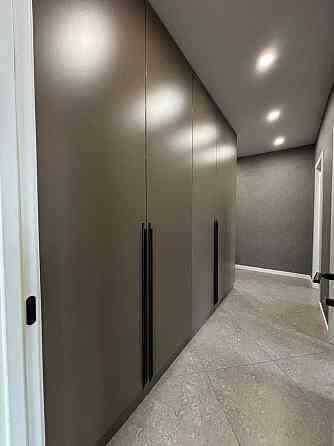 ЧУДОВА Трикімнатна квартира у ЖК Біля Набережної з ремонтом і меблями Ирпень