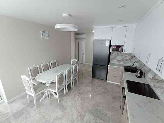 Оренда двох кімнатної квартири Варшавський 3  ціна  35000 гр. Киев