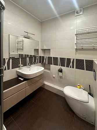 1ком, метро Чернігівська, Дніпровський р-н. вул. Краківська 15/17 Киев