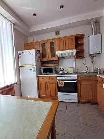 Здам 3-кімнатну квартиру на проспекті Яворницкого/ Озерка/ Вокзал Днепр