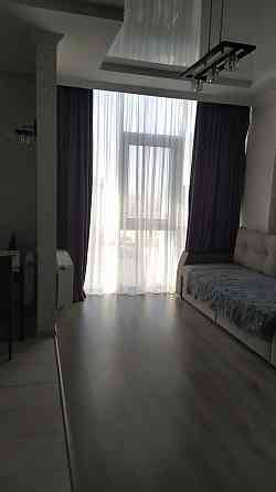 Сдам длительно однокомнатную квартиру на таирова 5 Жемчужина Лиманка