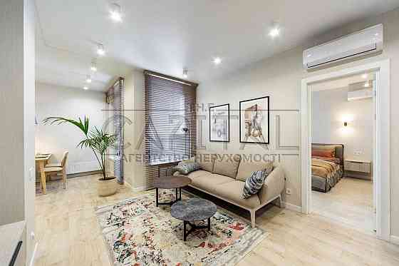 Продаж квартири з ремонтом ЖК Новопечерська вежа Липки Печерськ Київ