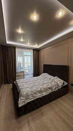 Продам 3- комнатную квартиру в Одессе, срочно , новая, три спальни. Одесса