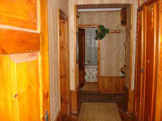 ВЛАСНИК 3кімн.сталінка поруч центру 1пов.76кв.м. з і/о,житл.стан Тернополь