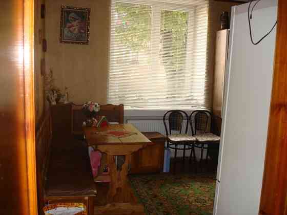 ВЛАСНИК 3кімн.сталінка поруч центру 1пов.76кв.м. з і/о,житл.стан Тернополь