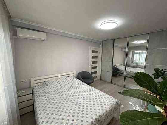 Здається затишна 1к квартира на вул. Василя Іваниса, 5 Киев