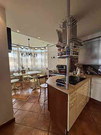 Оренда 4 кімн.кв. вул. Професора Павловського вул. (Боткіна) 4 Киев