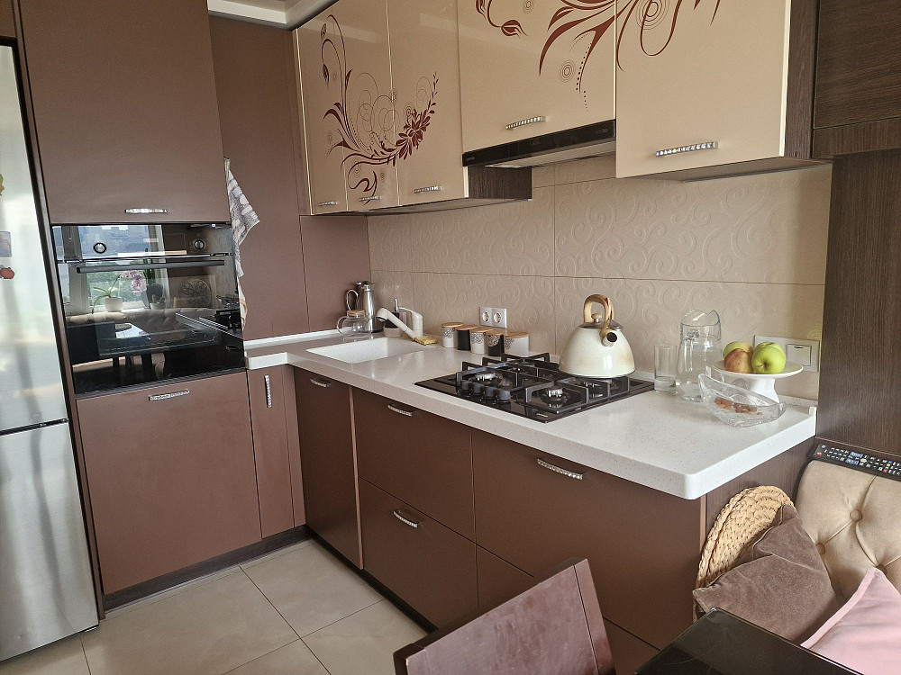 Продам солнечный 4к кв очень дорогой Евро и недорого Днепр - изображение 3