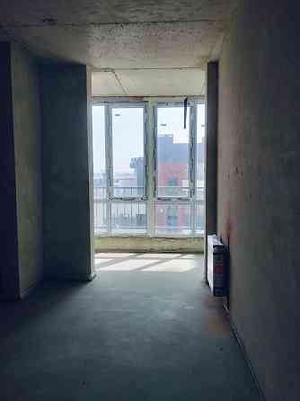 2к, здана секція.Дуже світла, панорамні вікна, вул Трускавецька Львов